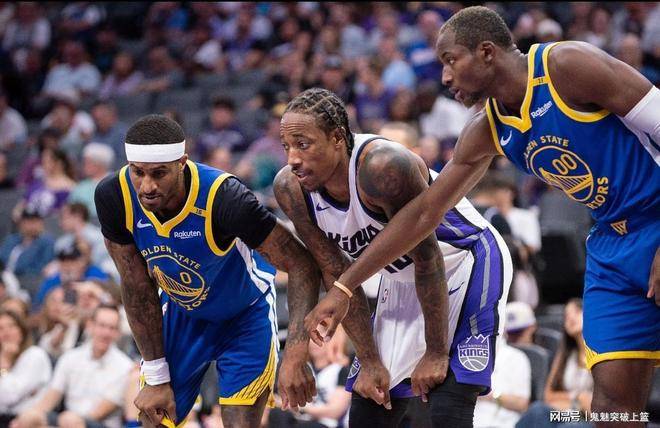 明加的经纪, 出了一些颇, Siege