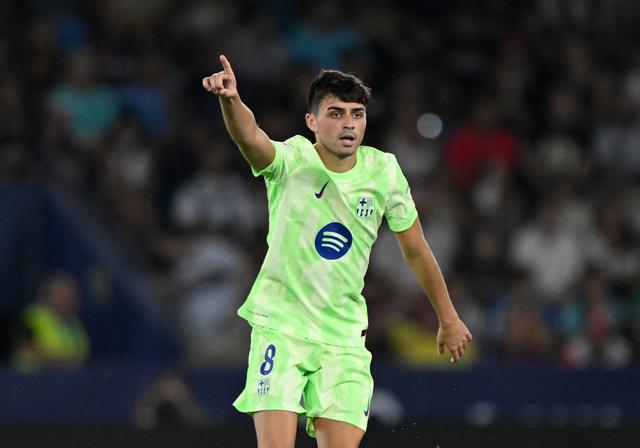 ue, 莱万用一记 ue, 莱万用一记