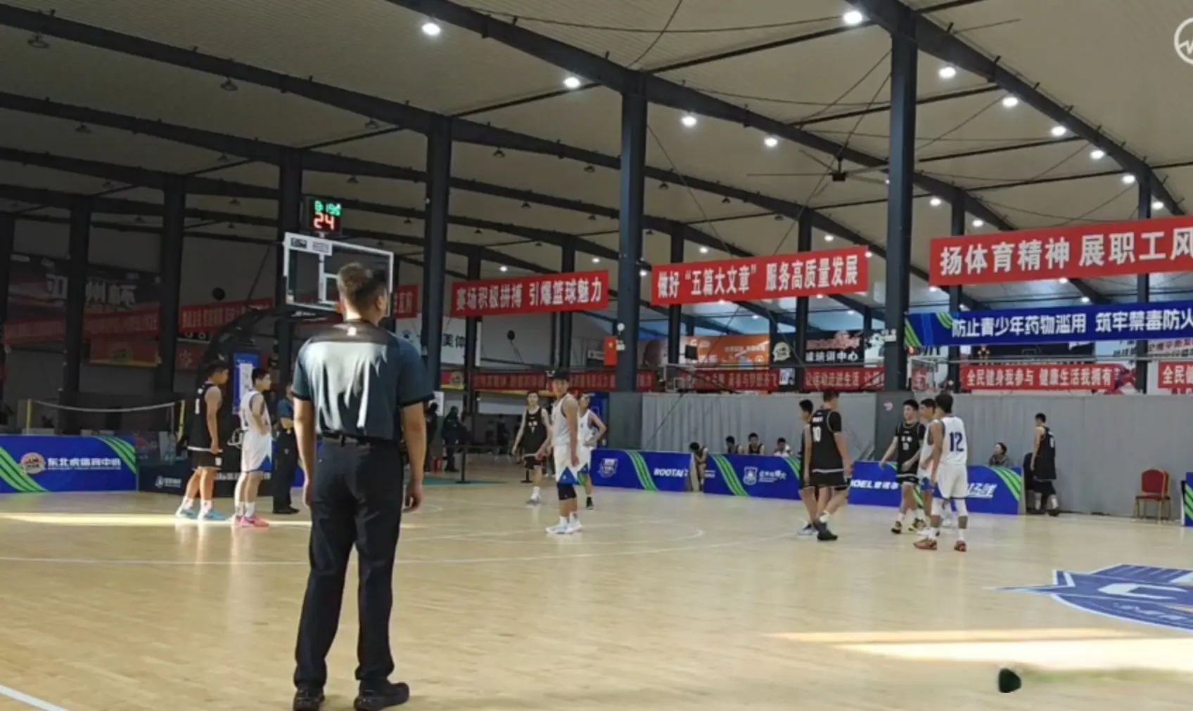 amp, 崩盘 amp, 崩盘